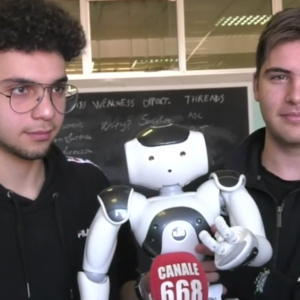 Robot NAO al liceo scientifico Leonardo da Vinci di Vallo della Lucania